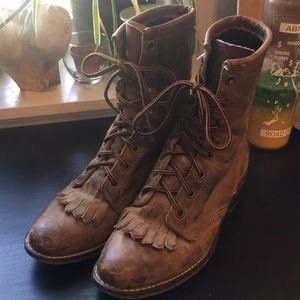 Laredo Kiltie Lace Boots